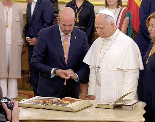 Pope Leo XIV with his Facundus Beatus